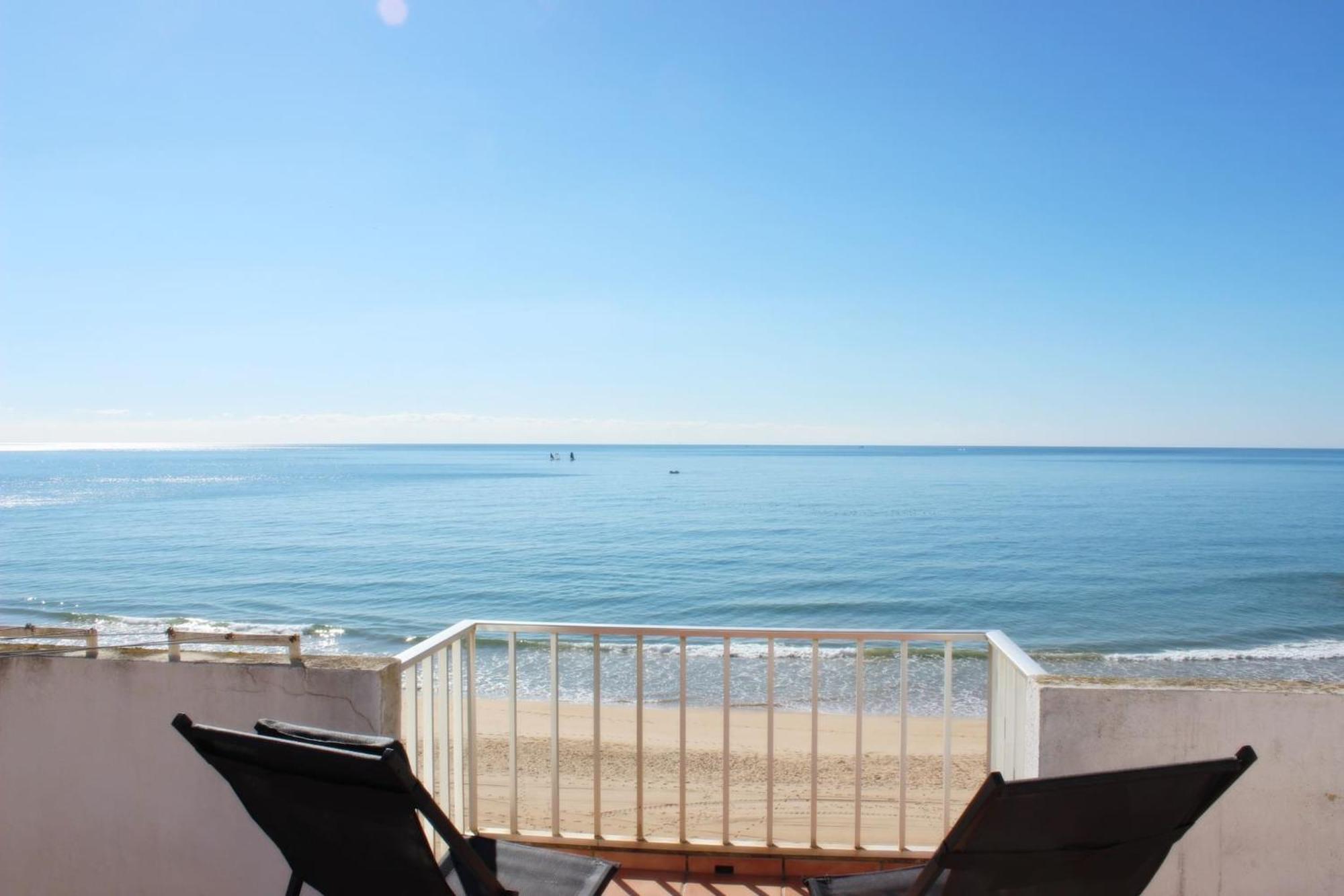 Quarteira Mar - Beach Front エクステリア 写真